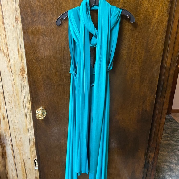 Infinity dress in greenish teal - Picture 5 of 7